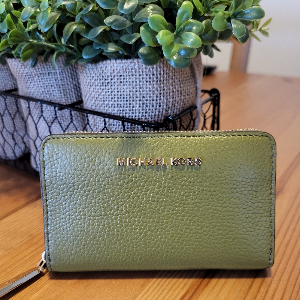 Michael Kors small wallet